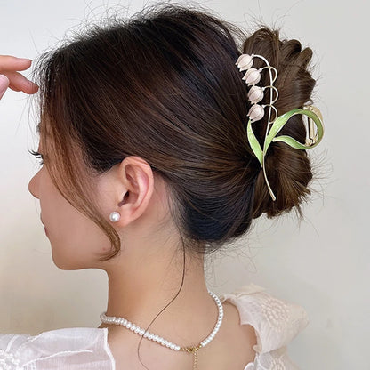 Lily Pearl Metal Hair Clip