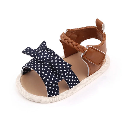 Polka Dots Anti-Rutsch-Sandalen mit flacher Gummisohle für Neugeborene