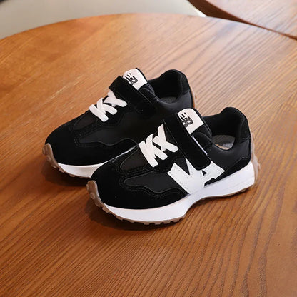 Leichte Tennisschuhe für Kinder – Bequeme Laufschuhe 
