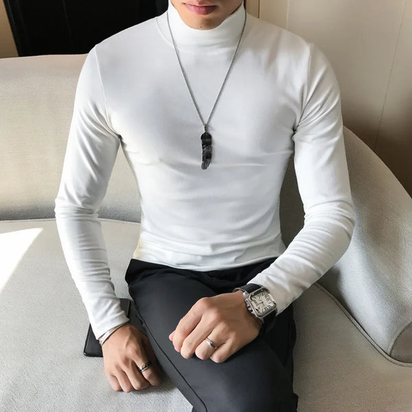 Men's Lightweight Knit Turtleneck Detail