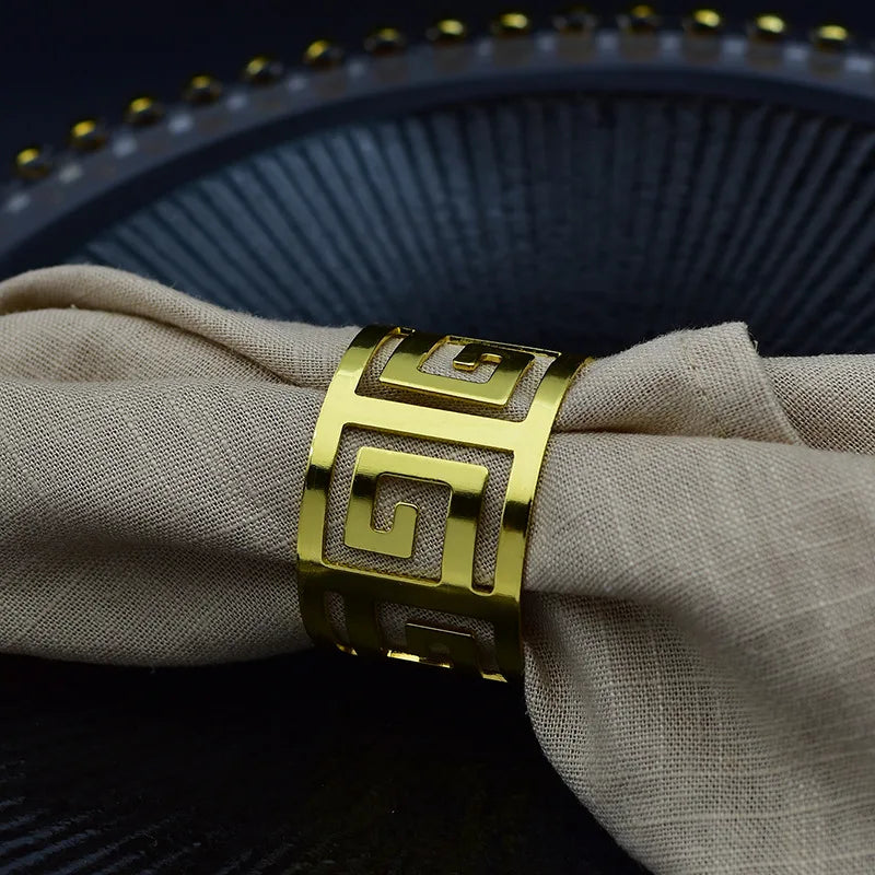 Anneaux de serviette de fête d'anniversaire