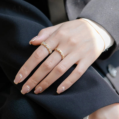 Bague de fiançailles géométrique en zircone cubique pour femme