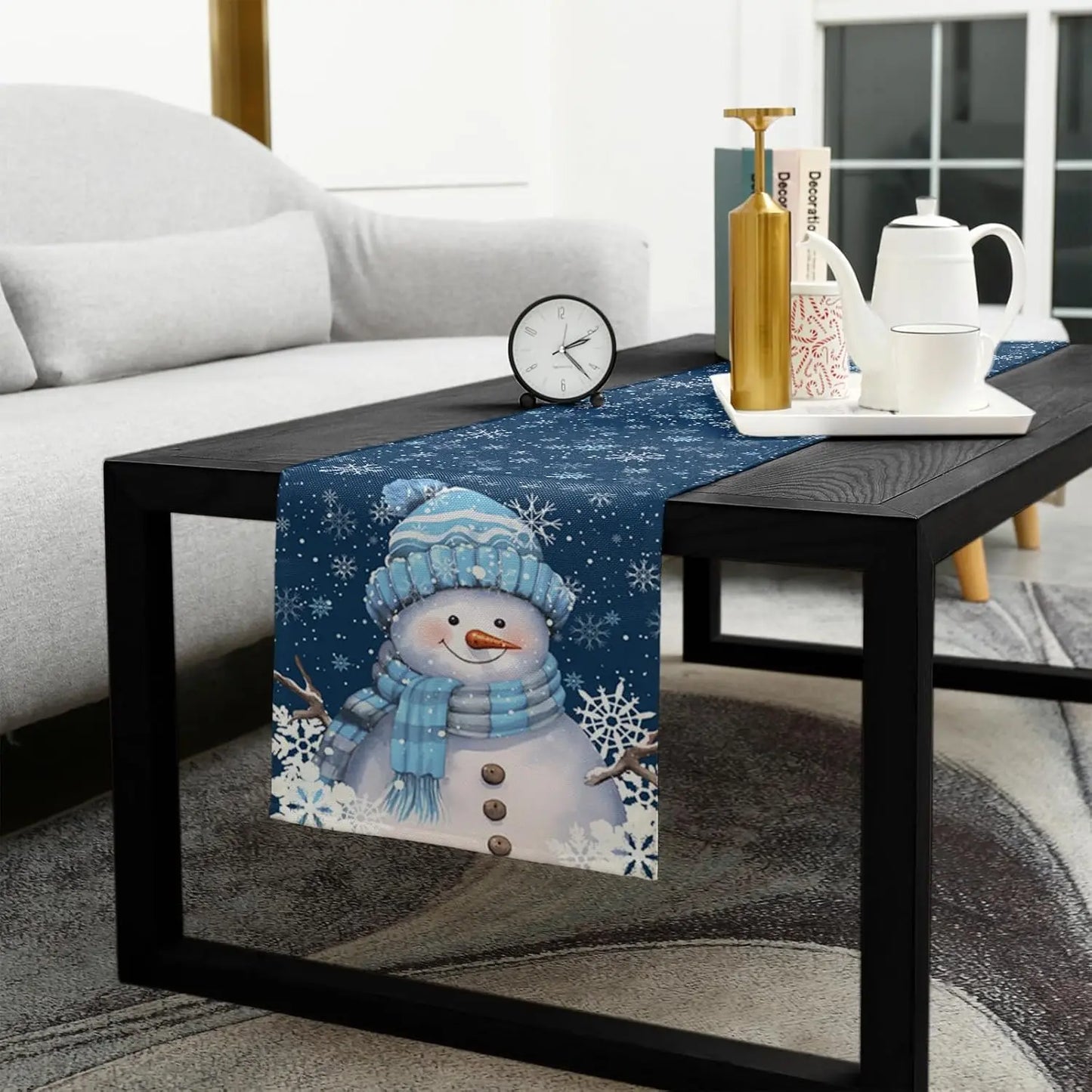 Chemin de table en lin avec motif bonhomme de neige et flocon de neige