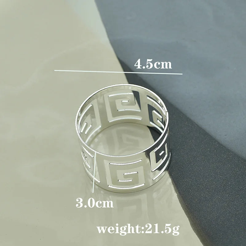 Anneaux de serviette de fête d'anniversaire