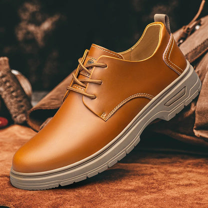 Bequeme, handgefertigte Herren-Lederschuhe zum Schnüren