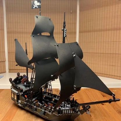 MOC Pirates Of The Caribbean Ship Revenge Warship Black Pearl Sailboat Building Block Bricks MOC 4195 Assembly Toys Kid