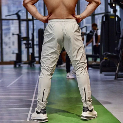 Atmungsaktive Sporthose für Herren aus Eisseide mit geradem Bein 