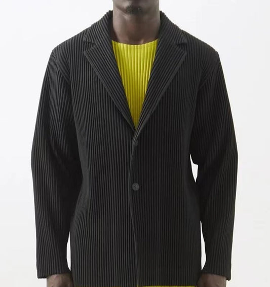 Miyake Pleated Slim Fit Blazer - Black