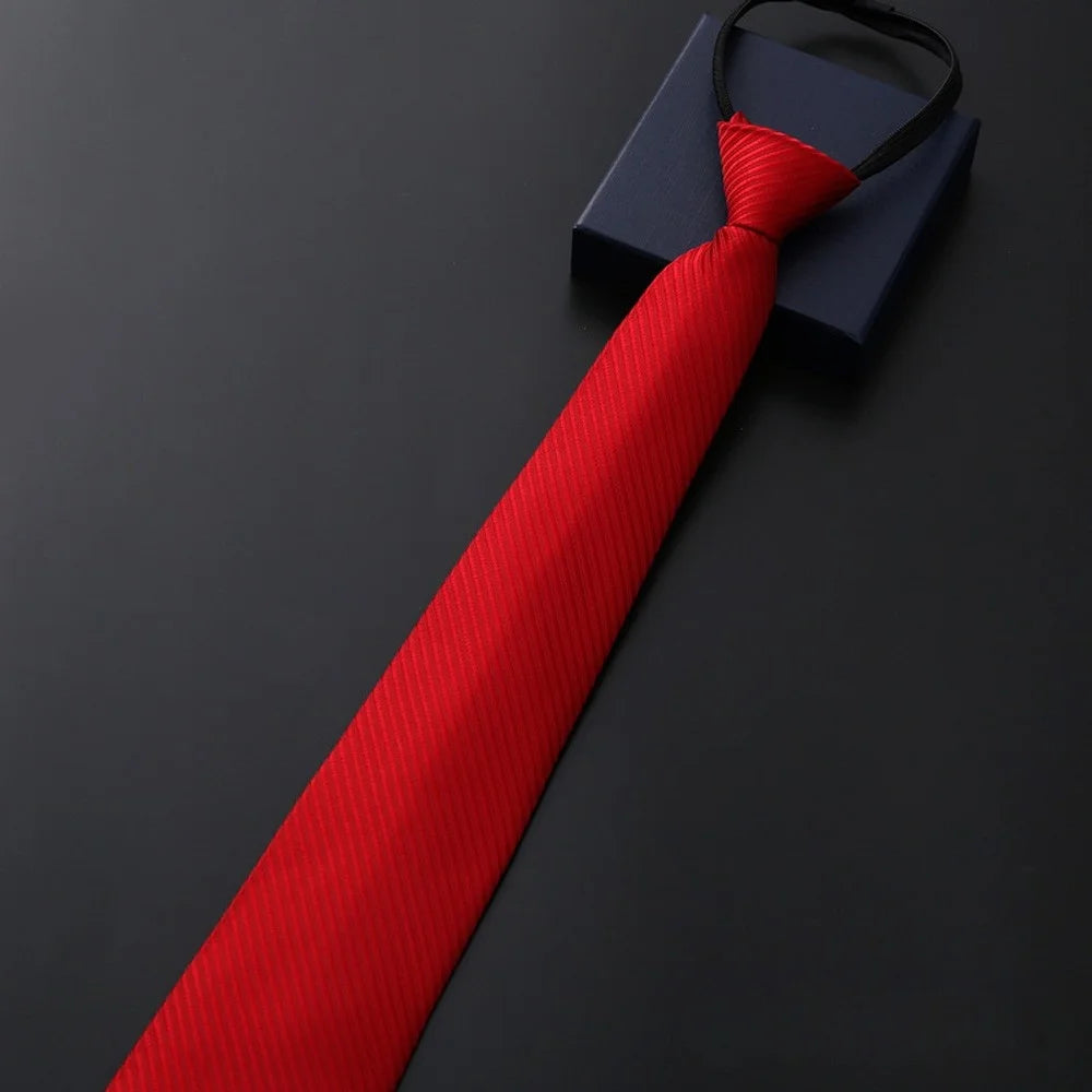 8 cm lange, vorgebundene, gestreifte Krawatte mit Reißverschluss