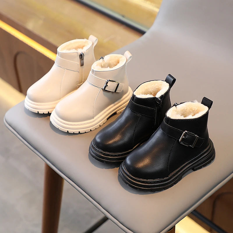 Flauschige Winterschuhe mit Plateau – Kinder-Schneestiefel 