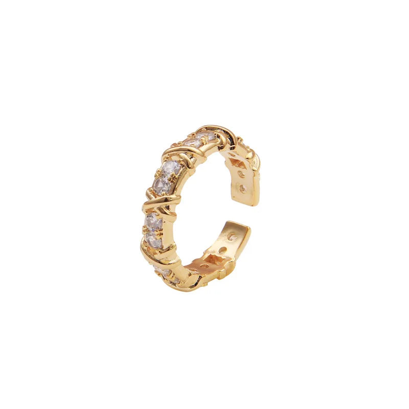 Bague de fiançailles géométrique en zircone cubique pour femme