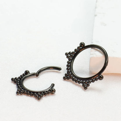 Nasenring aus implantatgeeignetem Titan – Nahtloser Klickverschluss mit Scharnier