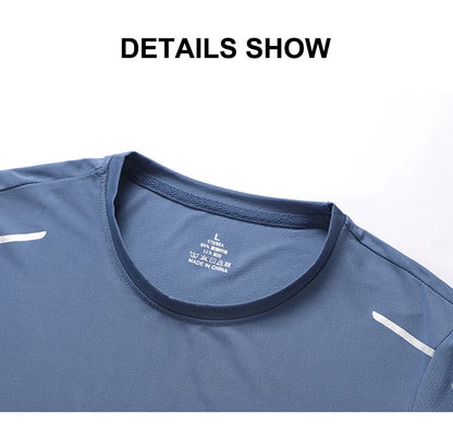 Einfarbiges, einfaches, atmungsaktives Outdoor-T-Shirt für Herren