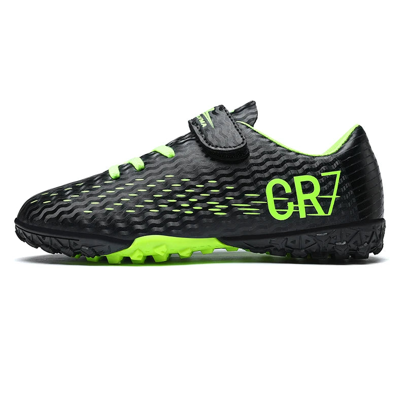Outdoor Trainers Ultralight Professional Men Football Boots