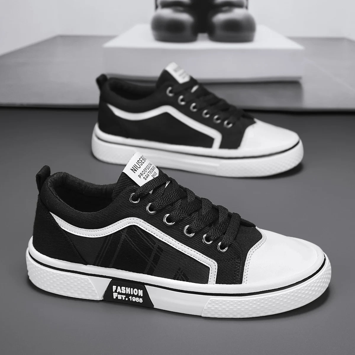 Bequeme Canvas-Sneaker für Herren
