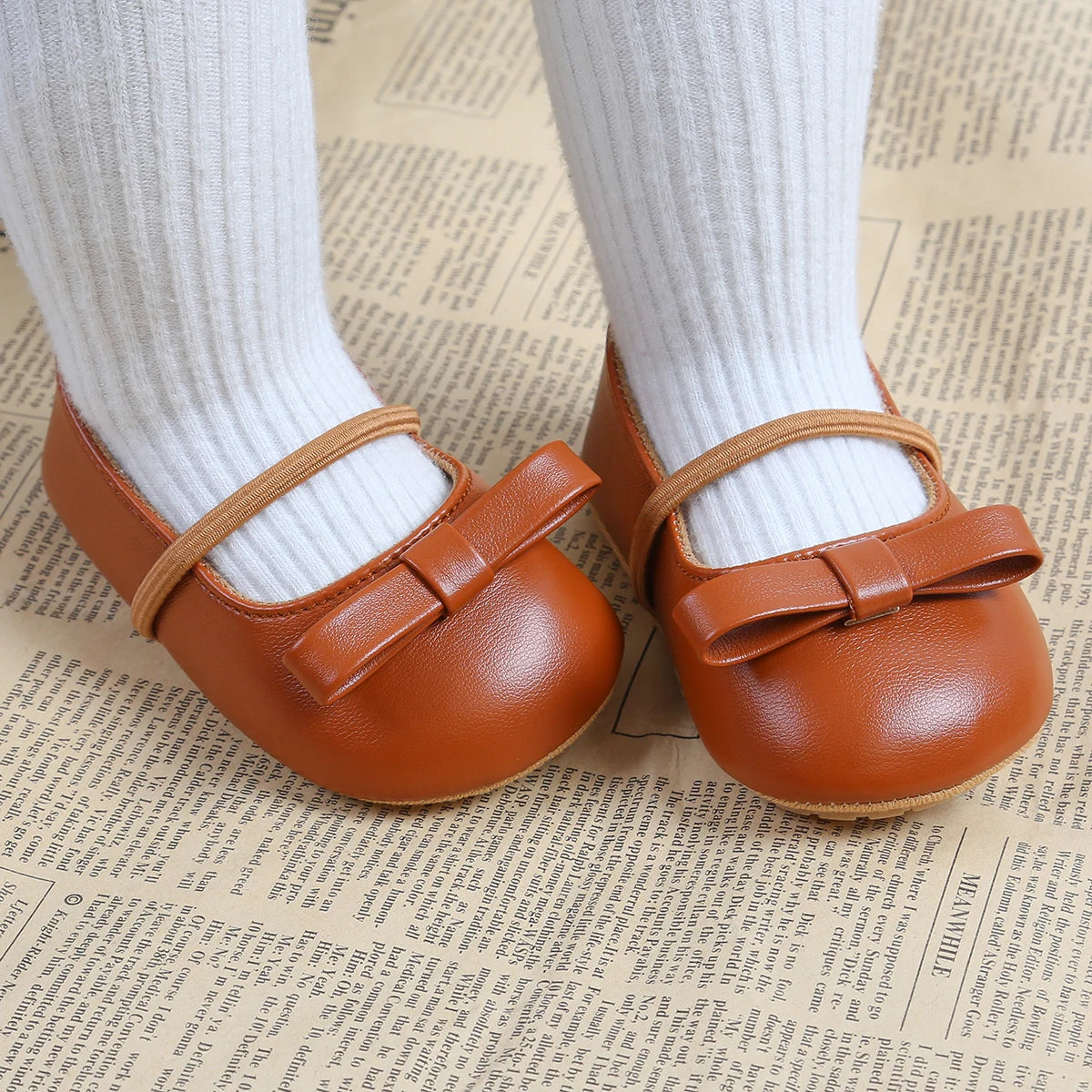 Flache Baby-Prinzessin-Schuhe mit Schleife