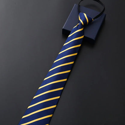 8 cm lange, vorgebundene, gestreifte Krawatte mit Reißverschluss