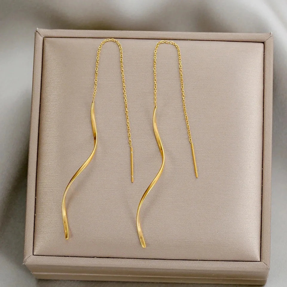 Long Chain Wave Shaped Women's Earrings