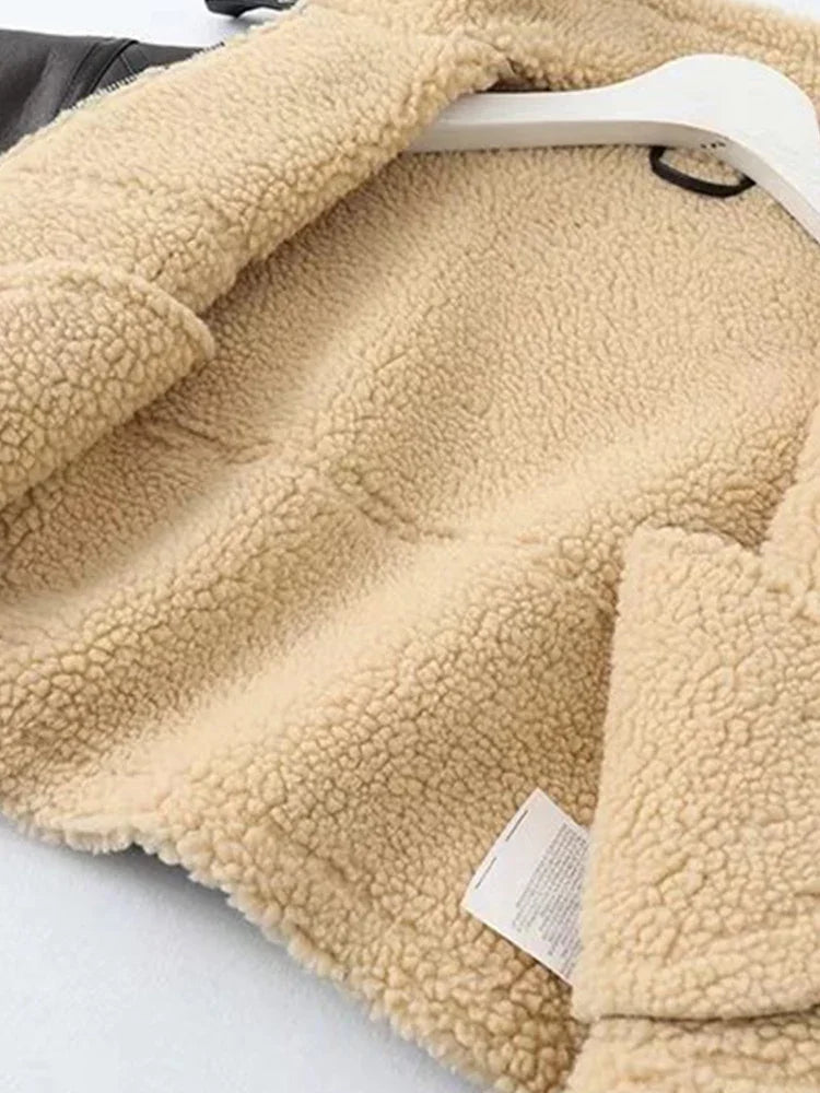 Vestes courtes en fausse fourrure d'agneau épaisse et chaude pour femmes