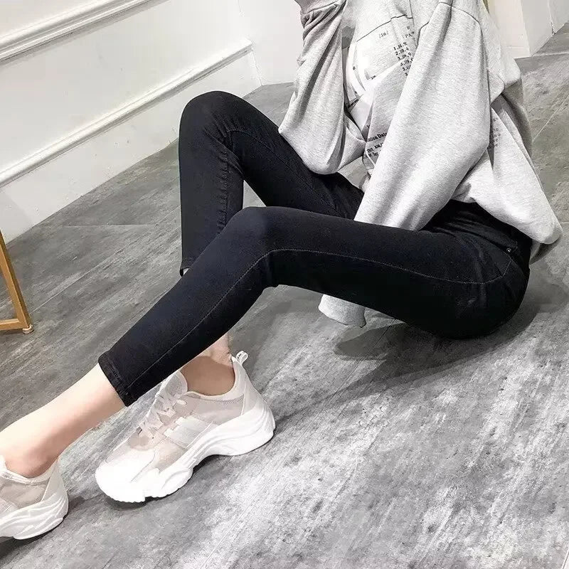 Jean crayon élastique taille haute pour femme