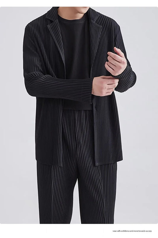 Miyake Pleated Slim Fit Blazer - Black