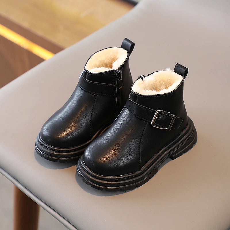 Flauschige Winterschuhe mit Plateau – Kinder-Schneestiefel 