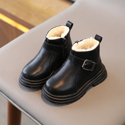 Flauschige Winterschuhe mit Plateau – Kinder-Schneestiefel 