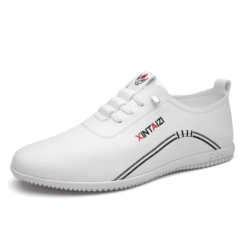 Handgefertigte weiße Loafer für Herren
