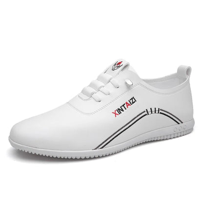 Handgefertigte weiße Loafer für Herren