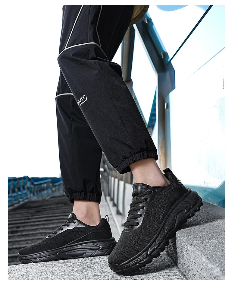 Schwarze, atmungsaktive, rutschfeste Damen-Laufschuhe