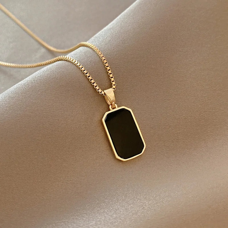 Square Black Necklace with Trendy Collarbone Chain