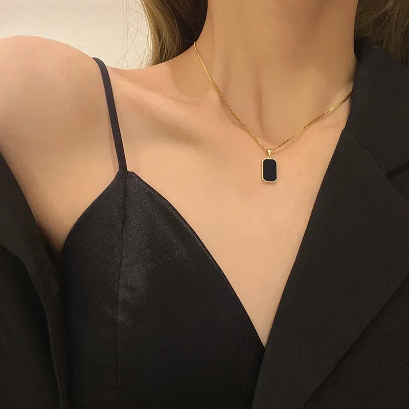 Square Black Necklace with Trendy Collarbone Chain