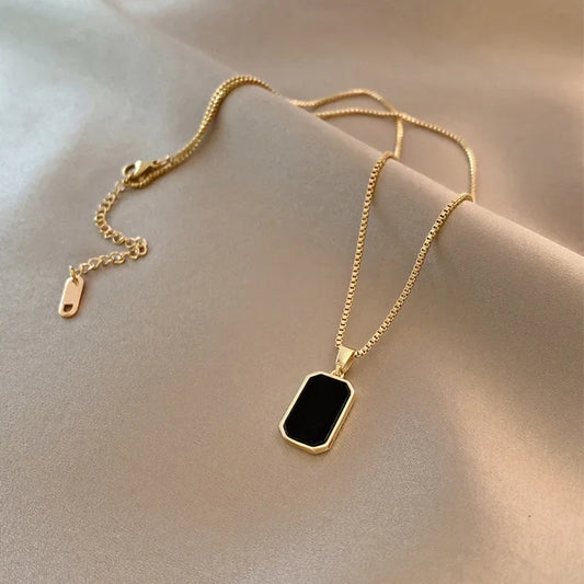 Square Black Necklace with Trendy Collarbone Chain