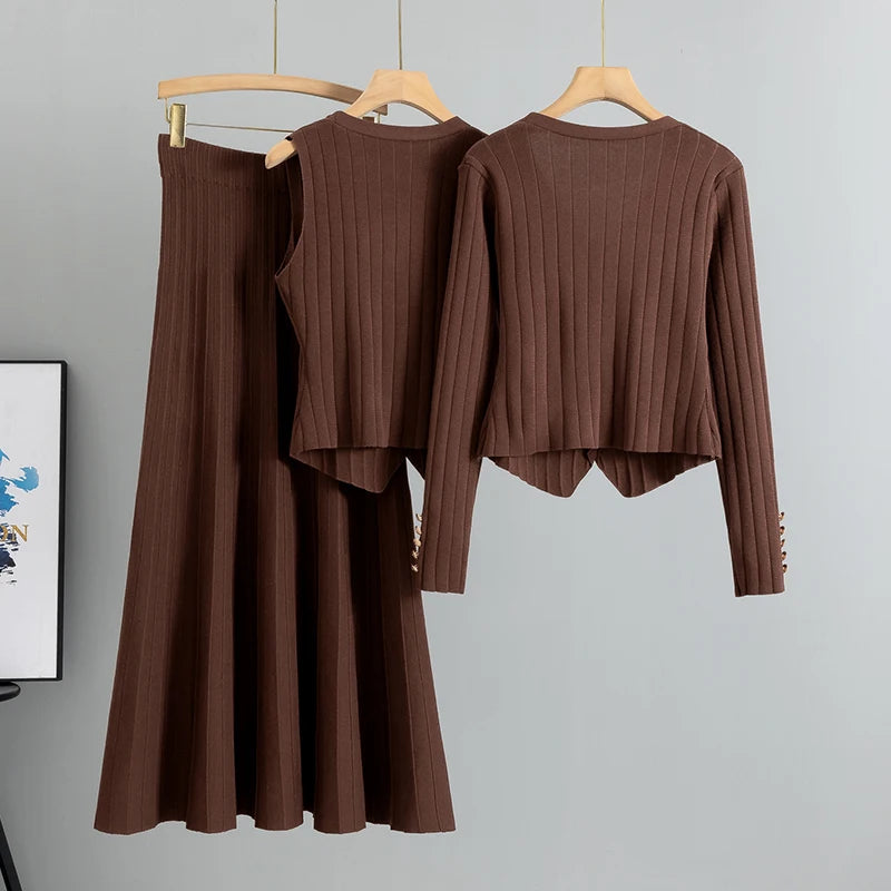 Pleated Skirt