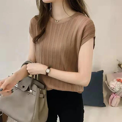 loose neck t shirt