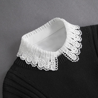 Collar Blouse
