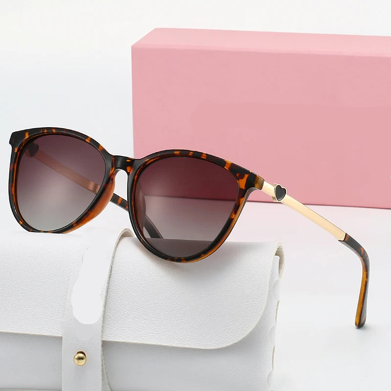 Women's Gradient Polarized Cat Eye Sunglasses