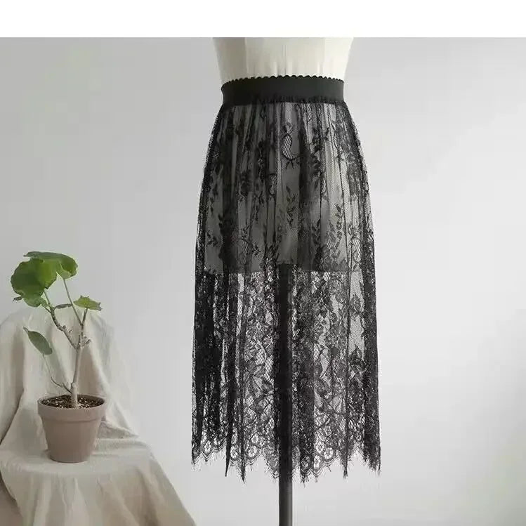 women skirt 
