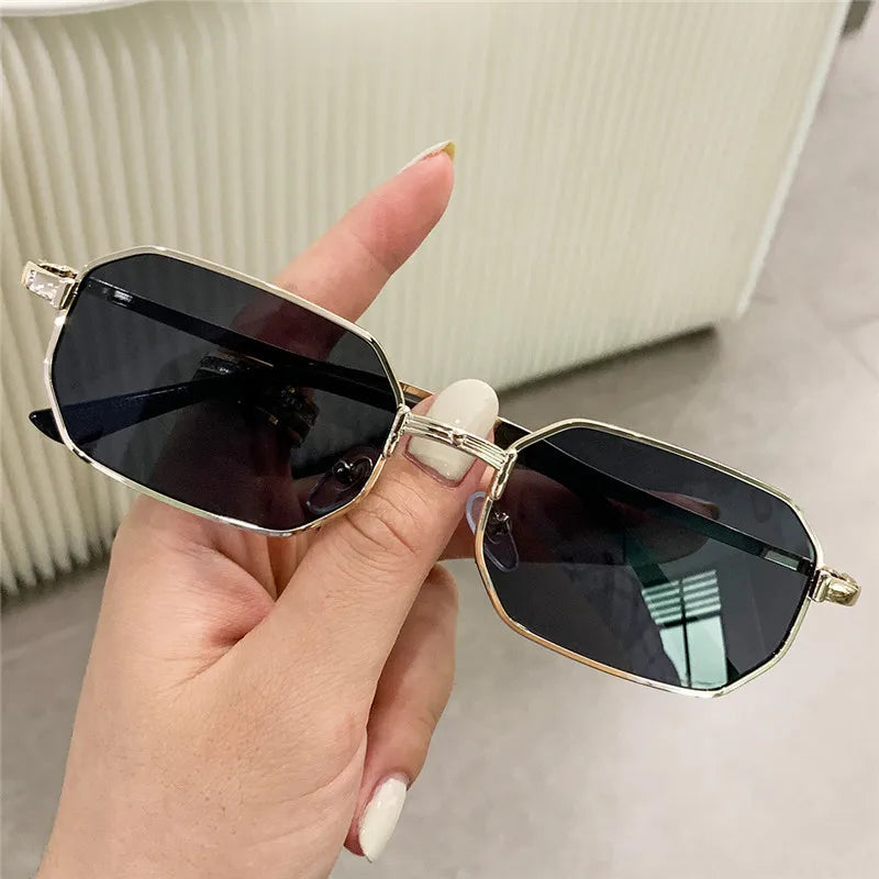 Women's Retro Metal Rectangle Sunglasses
