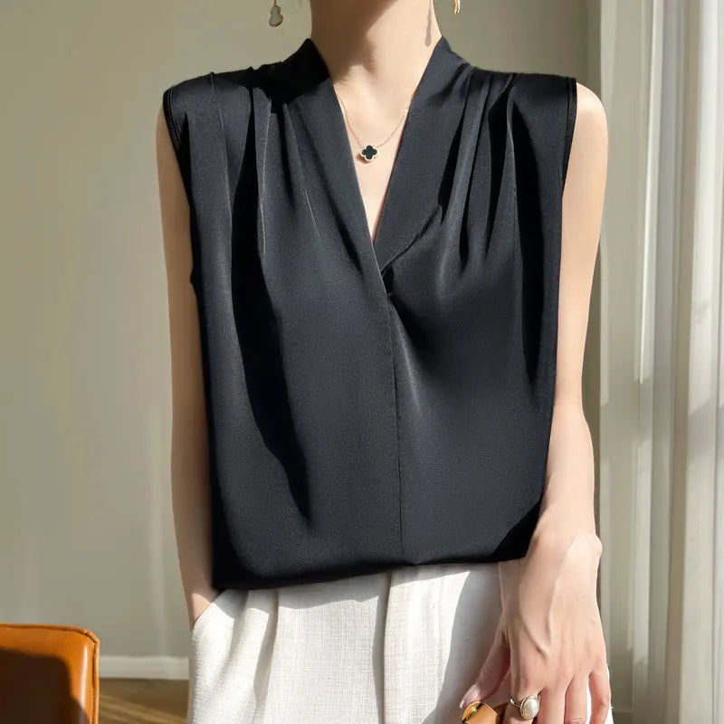 office blouse
