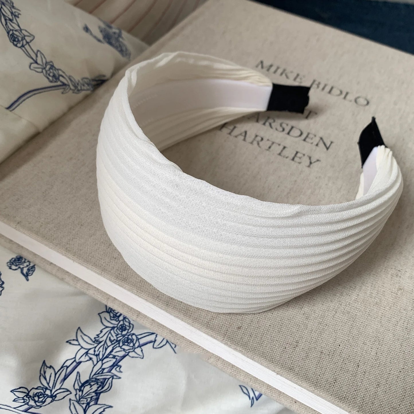 Women's Wide Pleated High Crown Chiffon Fabric Head Bands