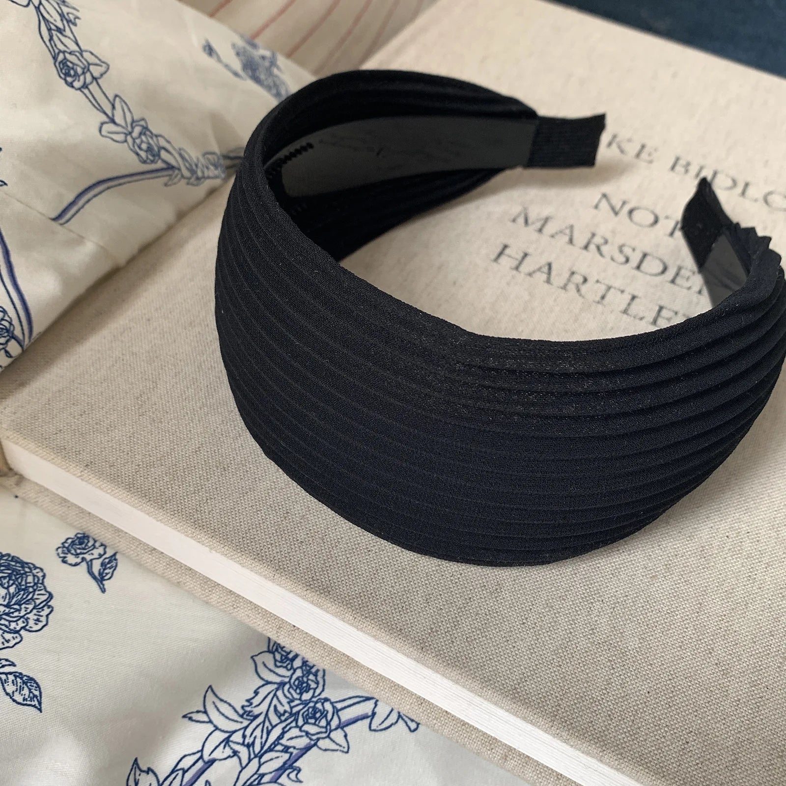 Women's Wide Pleated High Crown Chiffon Fabric Headband