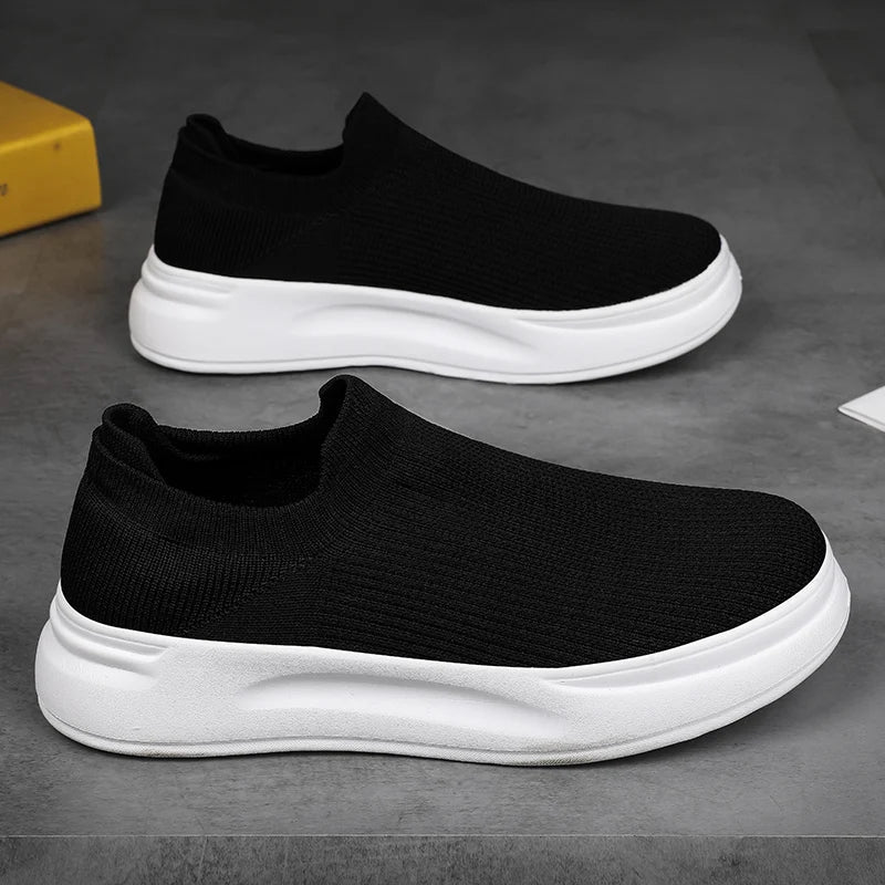 Breathablecomfortable running shoes