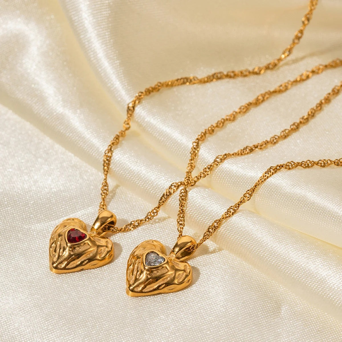 Alloy Heart-shaped Necklace With Diamond INS Style