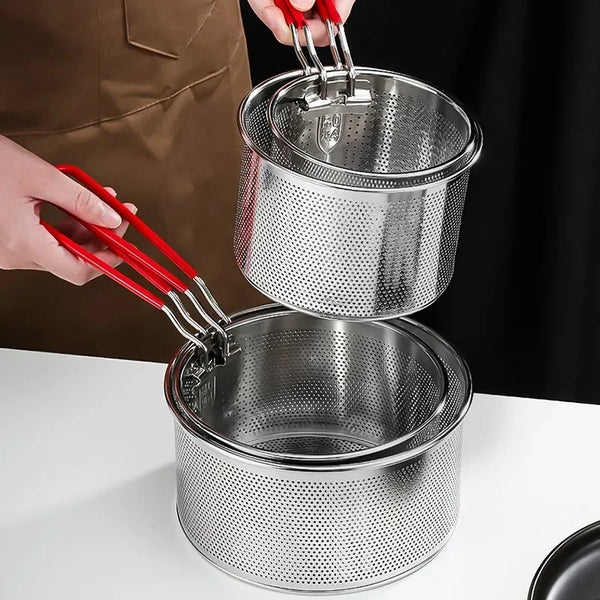 Kitchen Fried Mesh Strainer Detail