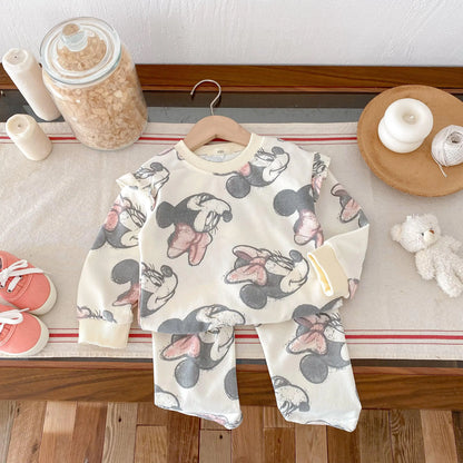 long sleeves spring outfit

